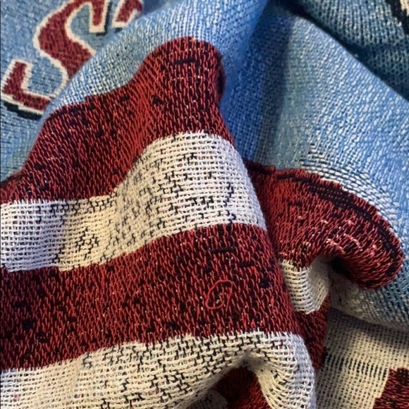 United we stand Tapestry/Afghan, remember 9/11 - Picture 6 of 7